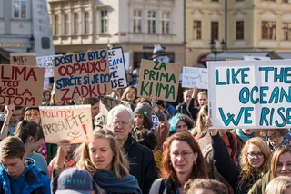 Student climate activists march in Prague, will protest until Thursday