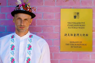 PHOTO GALLERY: Artist inaugurates Czech 'embassy' in Taiwan to raise awareness